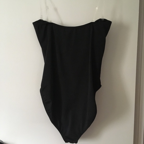 New NORMA KAMALI Mio Bandeau Black One Piece Swim Suit Clear Straps XL - Picture 6 of 9